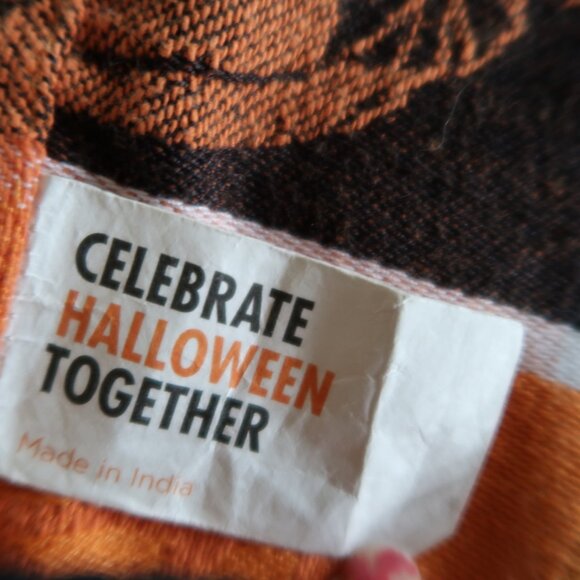Bright Orange and Black Halloween Tablecloth 56" x 80" - Picture 7 of 7